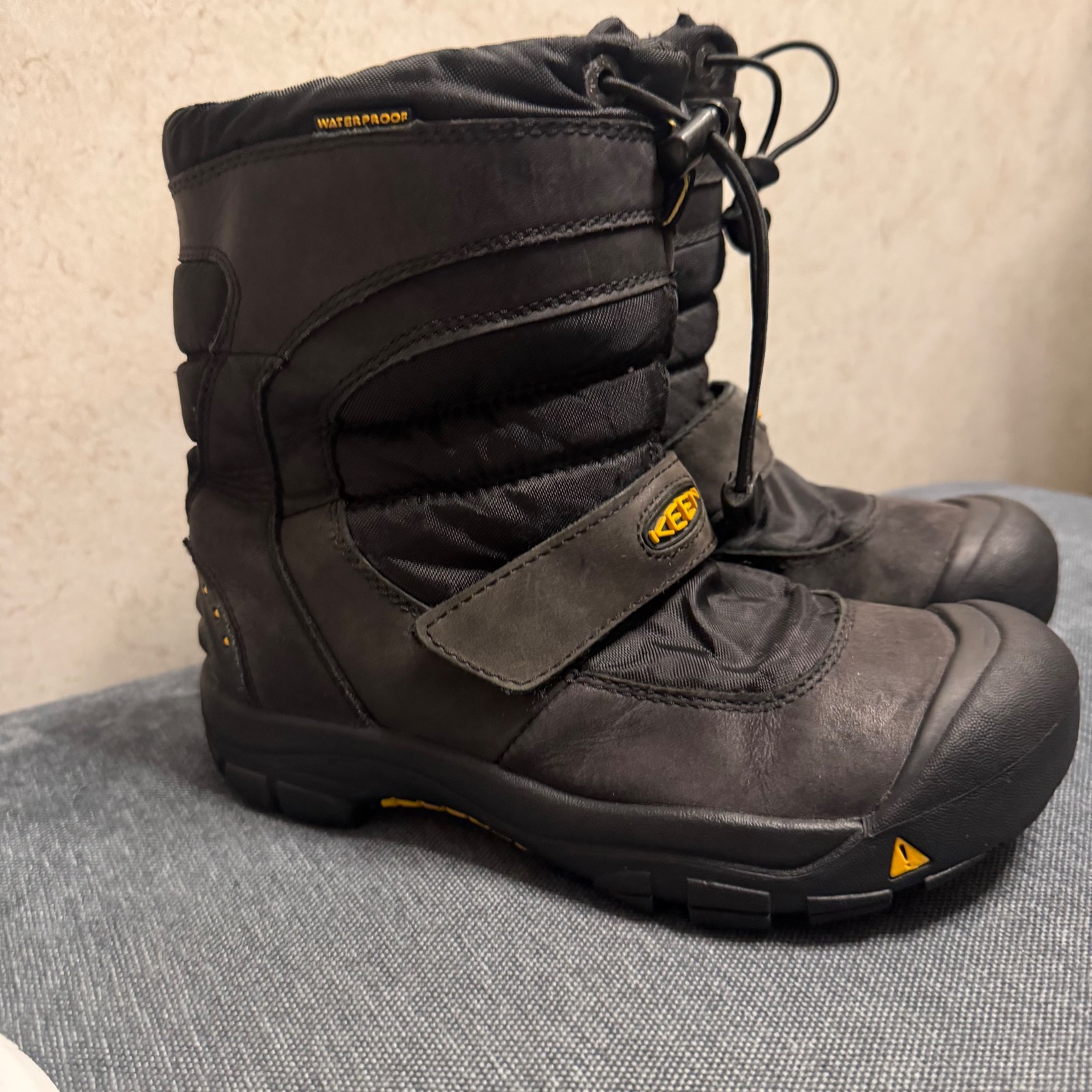 Keen Waterproof Winter Boots Black Leather Insulated 200g Bungee Us 5 Eu 38 9668